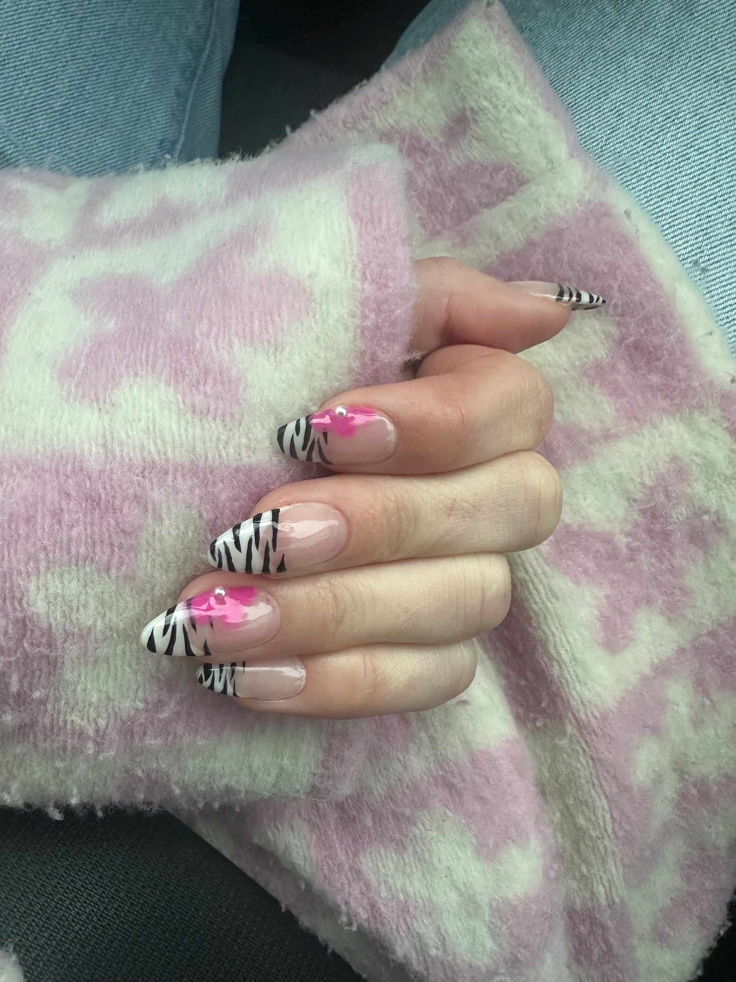 Zebra Print- Press On Set